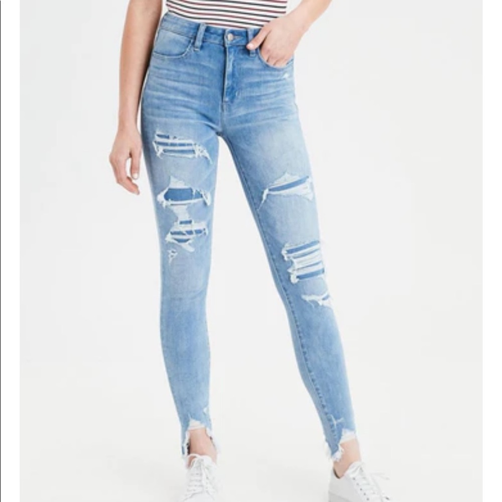 AE 360 Next level stretch 7/8 distressed jeans.